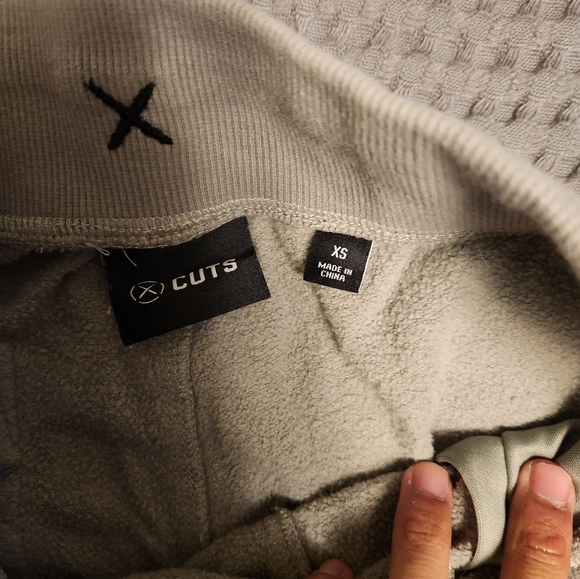 Cuts Clothing joggers - Picture 5 of 5